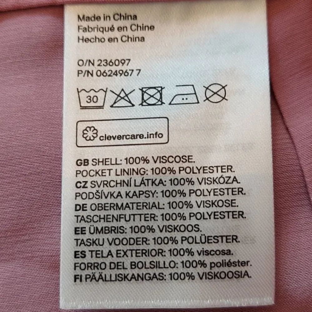 H&M Dusty Pink Tie Wide Leg Cropped Pants 10 NWT - Picture 11 of 12